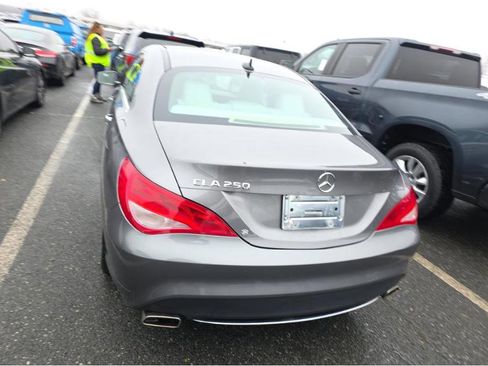Used 2015 Mercedes-Benz CLA 250 image 3