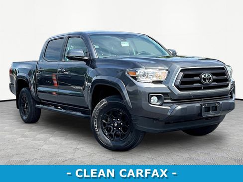 Used 2020 Toyota Tacoma SR5 w/ Technology Package AWD/4WD image 3