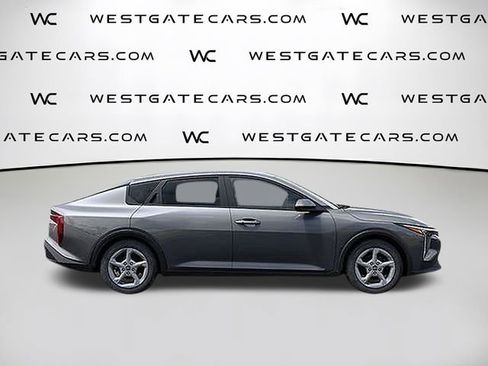 New 2025 Kia K4 LXS FWD image 22