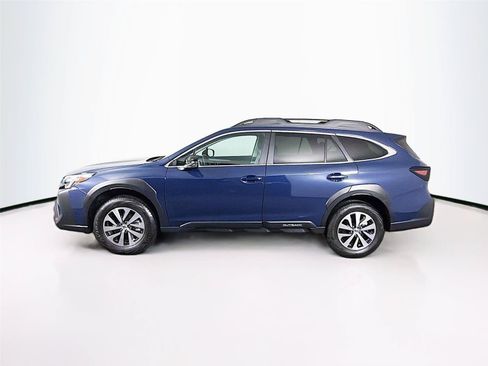 Used 2025 Subaru Outback Premium w/ Popular Package #1A AWD/4WD image 8
