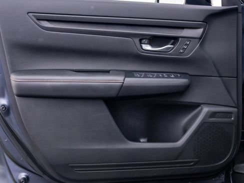 Certified 2025 Honda CR-V Sport-L image 12