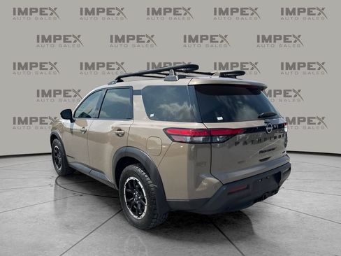 Used 2025 Nissan Pathfinder Rock Creek AWD/4WD image 3