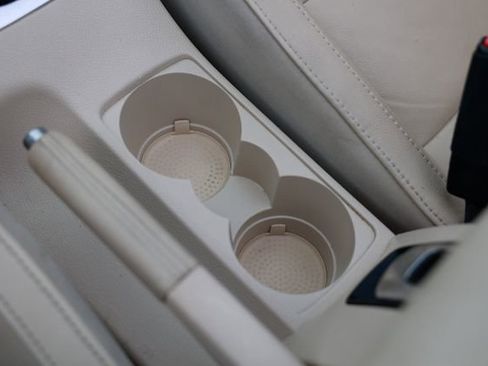 Used 2012 Volkswagen Eos Executive image 42