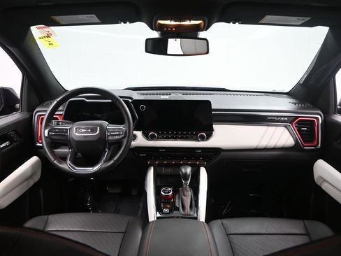 Used 2024 GMC Canyon AT4X image 30