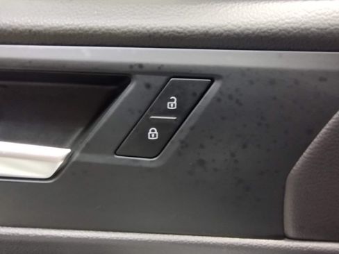 Certified 2023 Volkswagen Jetta Sport FWD image 17