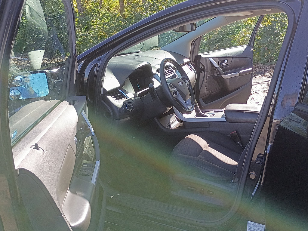 Used 2014 Ford Edge SEL FWD image 11