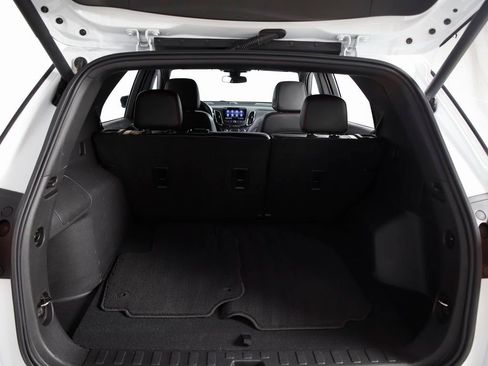 Used 2024 Chevrolet Equinox RS image 10