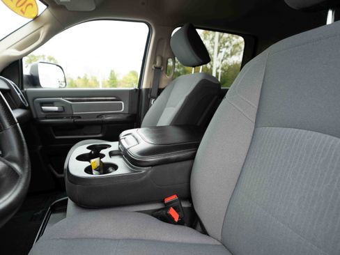 Used 2019 RAM 2500 Big Horn image 10