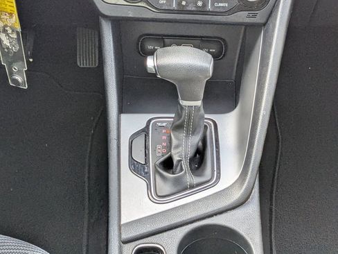 Used 2018 Kia Niro FE image 19