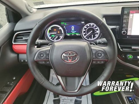 Used 2024 Toyota Camry XSE image 9