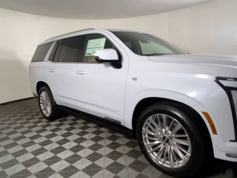 New 2026 Cadillac Escalade Luxury w/ Touring Package image 3