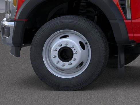 New 2026 Ford F450 XLT image 19