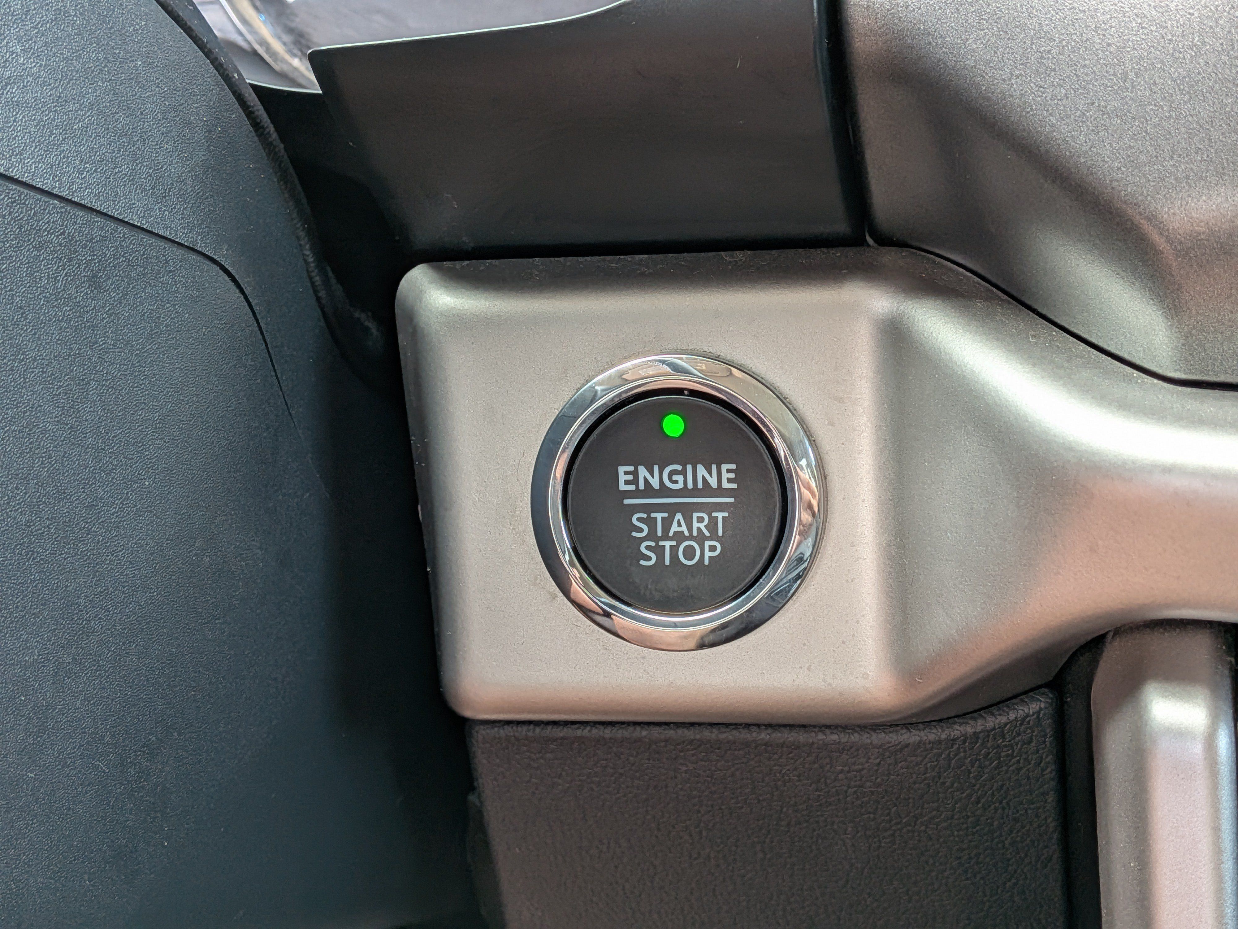 Used 2024 Ford Expedition XLT RWD image 29