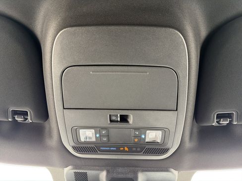 Certified 2021 Ford F150 XLT w/ Equipment Group 302A High image 18