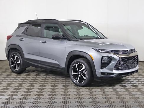 Used 2023 Chevrolet TrailBlazer RS w/ Technology Package AWD/4WD image 54