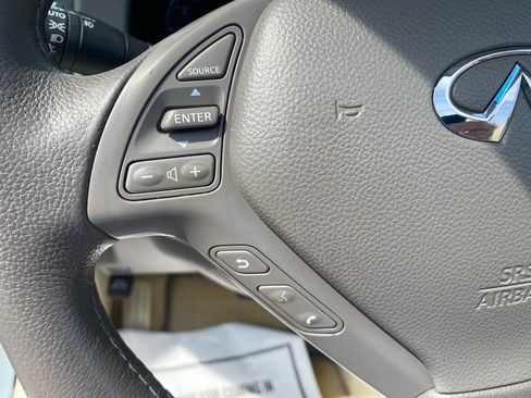 Used 2011 INFINITI G37 Sport w/ Premium Pkg image 16