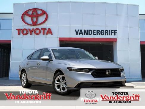 Used 2025 Honda Accord LX image 1