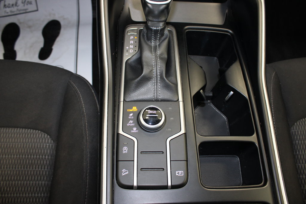 Used 2021 Kia Sorento LX AWD/4WD image 11