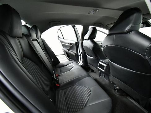 Used 2023 Toyota Camry SE image 23