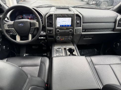 Used 2021 Ford Expedition Max XLT image 14