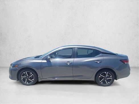 Used 2025 Nissan Sentra SV w/ All-Weather Package FWD image 8