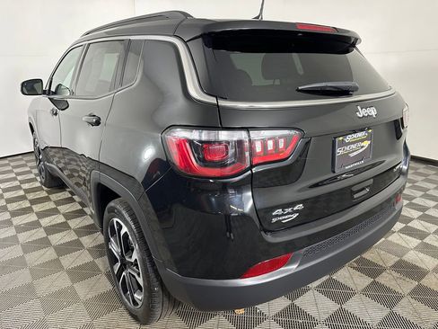 Used 2022 Jeep Compass Limited AWD/4WD image 3