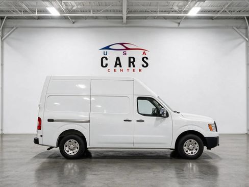 Used 2020 Nissan NV 3500 SV w/ Navigation Package RWD image 6