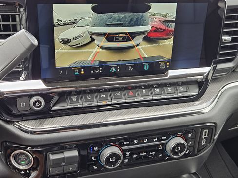 New 2026 Chevrolet Silverado 2500 ZR2 AWD/4WD image 20