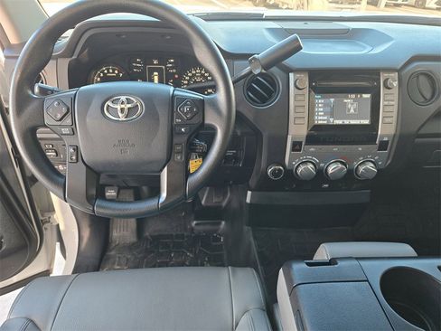 Used 2018 Toyota Tundra SR image 13