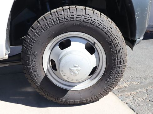 Used 2018 RAM 3500 Tradesman image 44