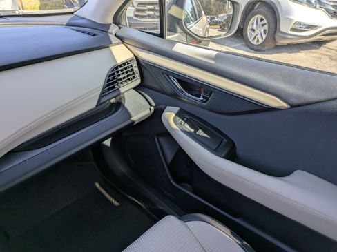 Used 2020 Subaru Outback Premium image 19