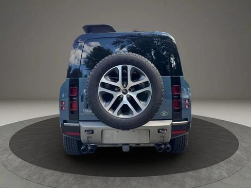 Used 2023 Land Rover Defender 110 X-Dynamic SE AWD/4WD image 4