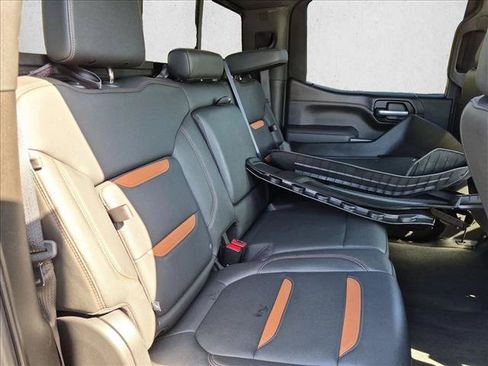 Used 2021 GMC Sierra 1500 AT4 w/ AT4 Premium Package AWD/4WD image 19