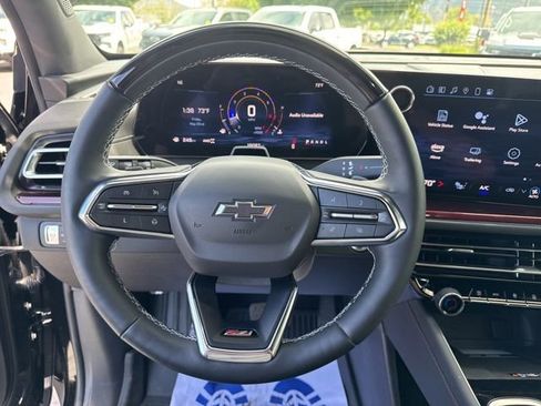 Used 2024 Chevrolet Traverse Z71 w/ Enhanced Driving Package AWD/4WD image 18