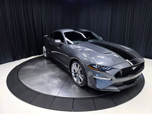 Used 2022 Ford Mustang GT Premium w/ Equipment Group 401A RWD image 7