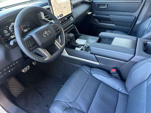 New 2026 Toyota Tundra Limited AWD/4WD image 11