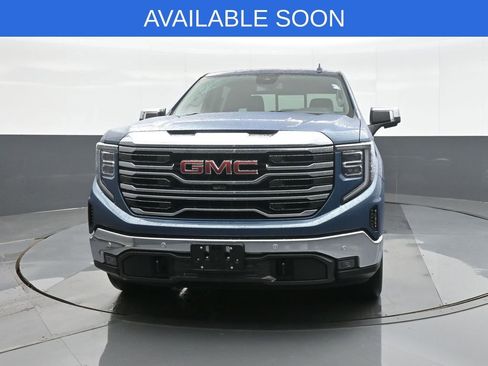 Used 2024 GMC Sierra 1500 SLT w/ SLT Premium Plus Package AWD/4WD image 2