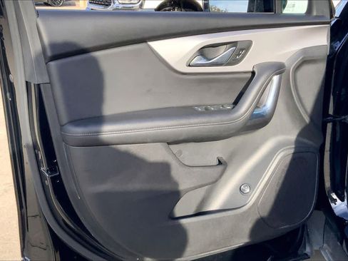 Used 2022 Chevrolet Blazer LT image 22
