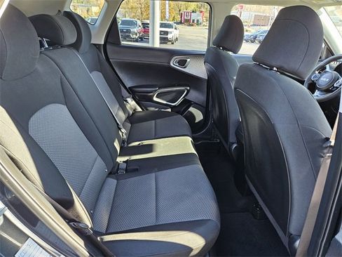 Used 2022 Kia Soul LX w/ Technology Package image 14