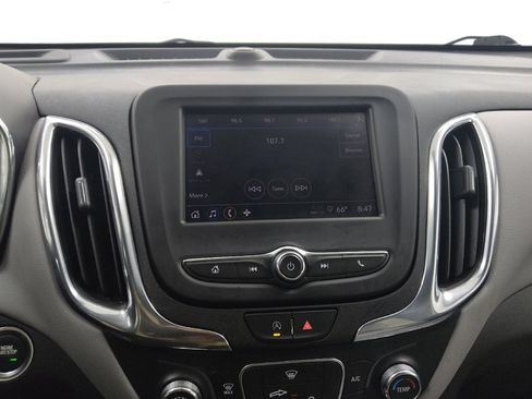 Used 2023 Chevrolet Equinox LT FWD image 25