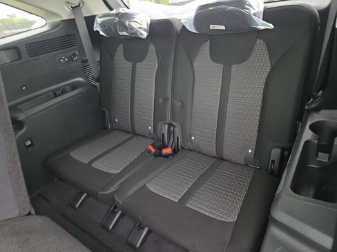 New 2026 Kia Sorento LX image 9