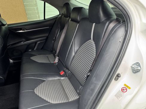 Used 2018 Toyota Camry SE w/ Protection Package (Q2) FWD image 27