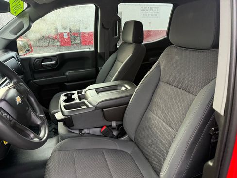 Used 2019 Chevrolet Silverado 1500 Custom w/ Custom Value Package image 27