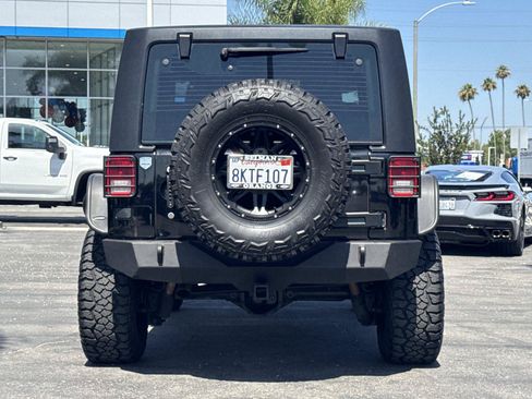 Used 2013 Jeep Wrangler Sport AWD/4WD image 6