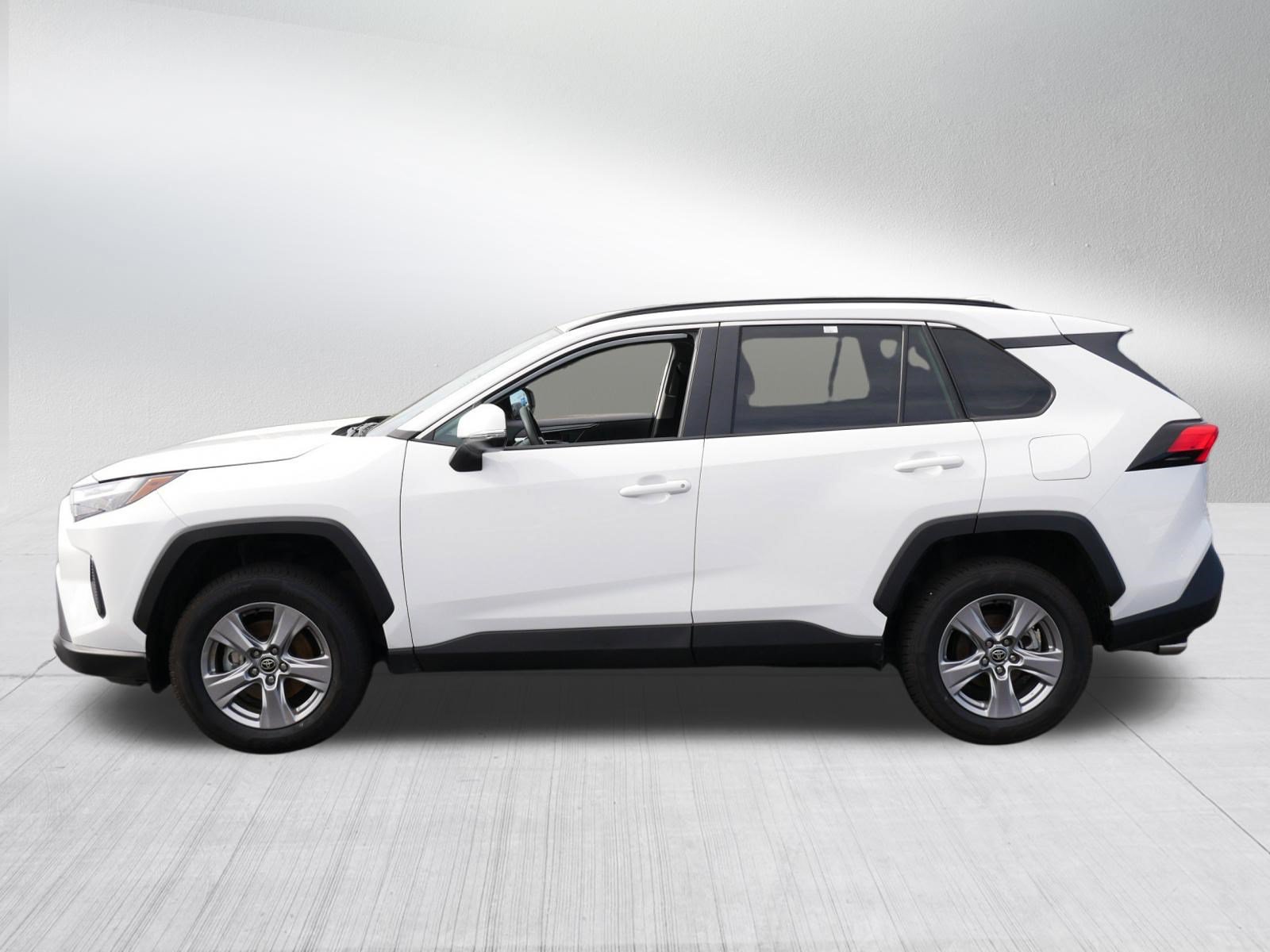 Certified 2025 Toyota RAV4 XLE AWD/4WD image 4