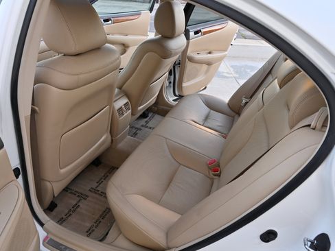 Used 2005 Lexus ES 330 image 14