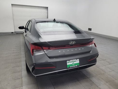 Used 2025 Hyundai Elantra SEL FWD image 6