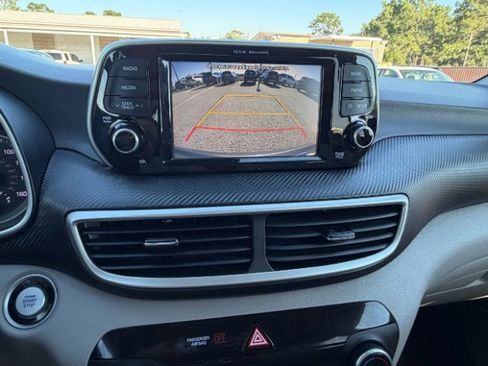 Used 2021 Hyundai Tucson Value FWD image 12