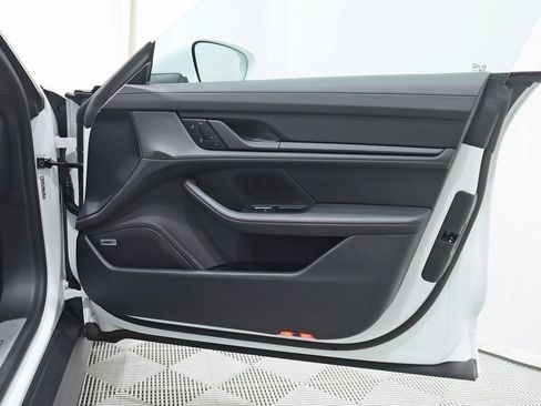 Used 2024 Porsche Taycan 4S image 42