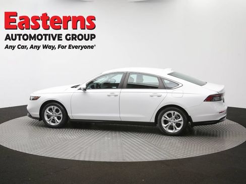 Used 2023 Honda Accord LX image 61